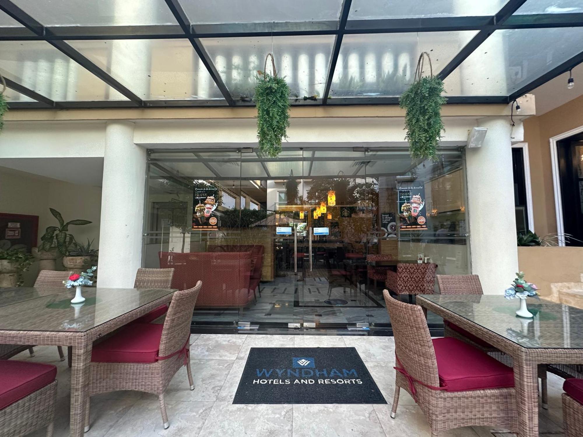 Wyndham Мерида Экстерьер фото
